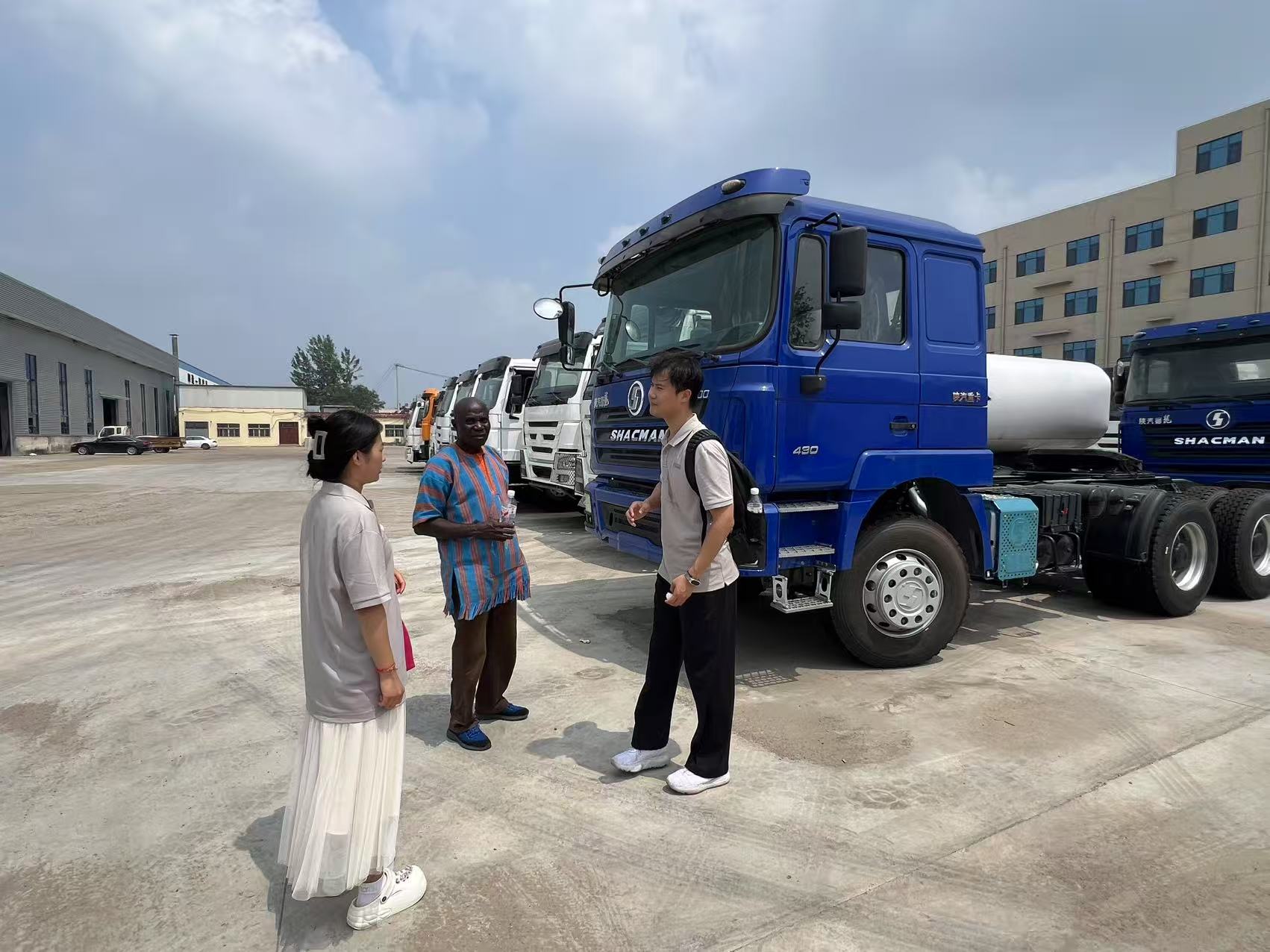 การทำงานร่วมกันข้ามพรมแดน: ลูกค้าชาวซูดานเยี่ยมชมโรงงาน Luyi และลงนามในสัญญาได้สำเร็จ