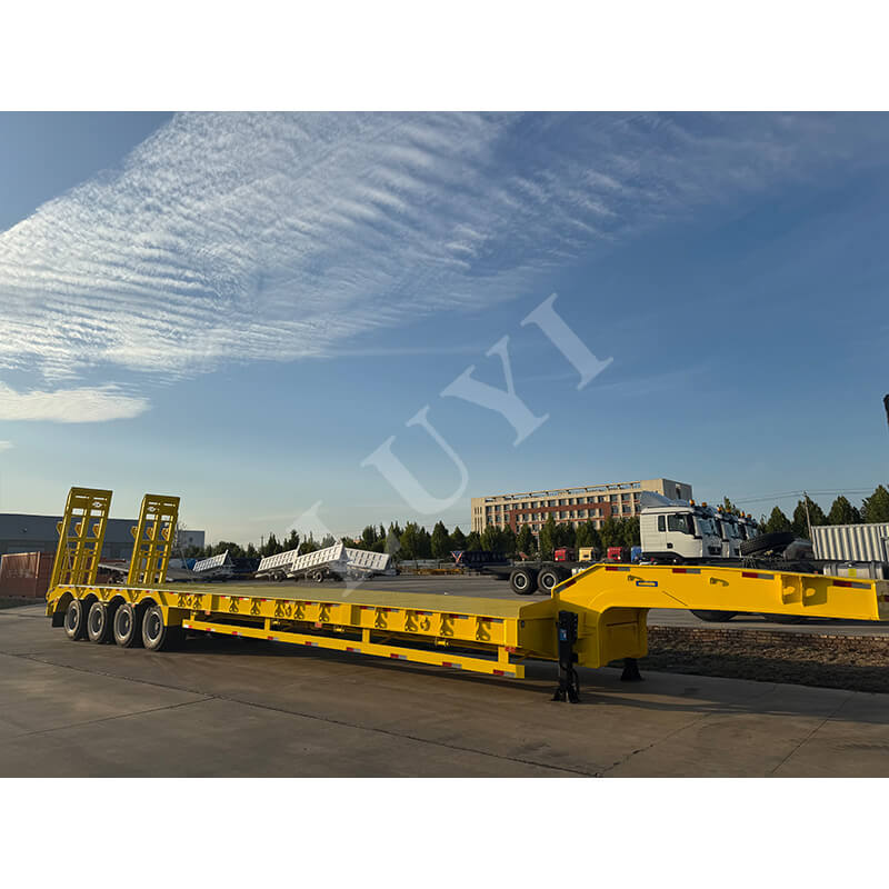 เน้นตลาดต่างประเทศ! รถกึ่งพ่วงพื้นเรียบคอห่าน 4 เพลา Luyi ส่งมอบให้กับลูกค้าชาวแอฟริกาใต้ได้สำเร็จ