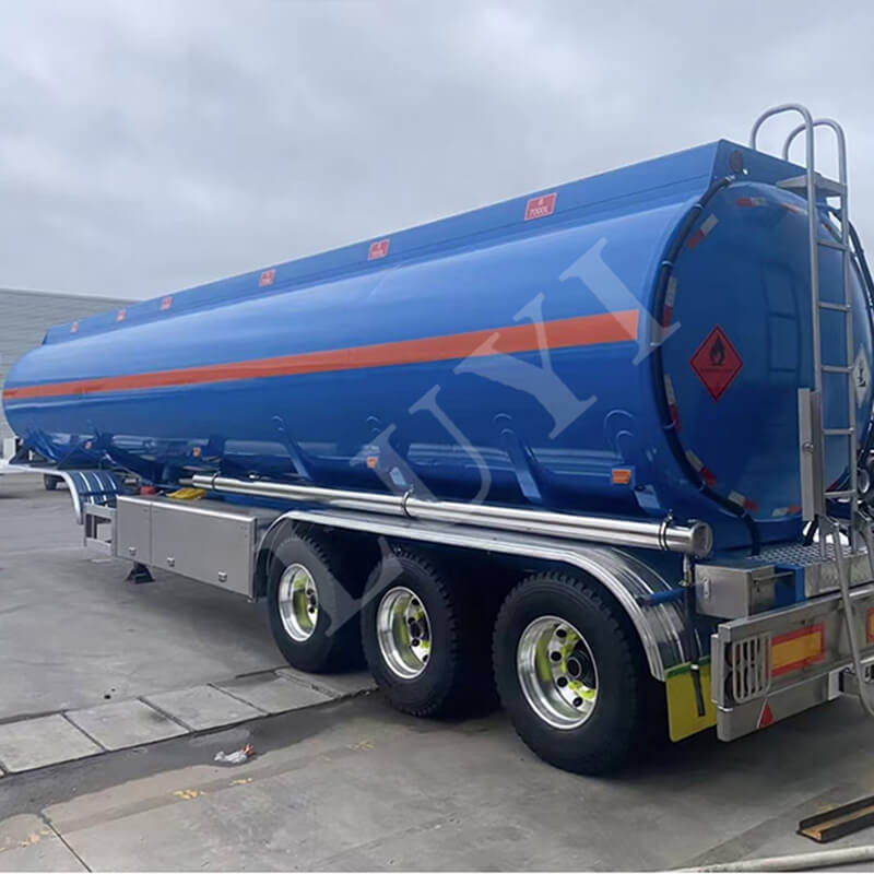 รถกึ่งพ่วงถังน้ำมัน 3 เพลา 7 ช่อง 40,000 ลิตร