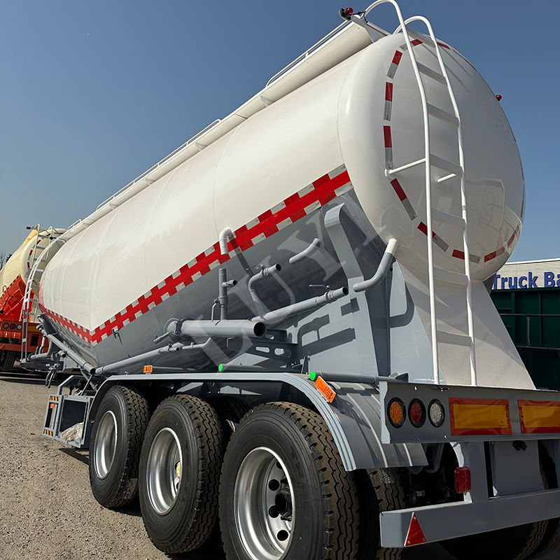 จากโรงงานสู่ชายแดน: เหตุใดผู้นำชาวจอร์แดนจึงไว้วางใจ LUYI สำหรับความต้องการขนส่งสินค้าหนักของพวกเขา